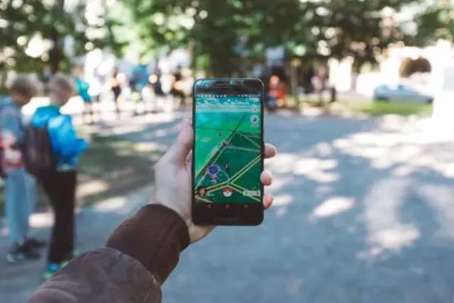 Deda je strastveni igrač Pokemon GO