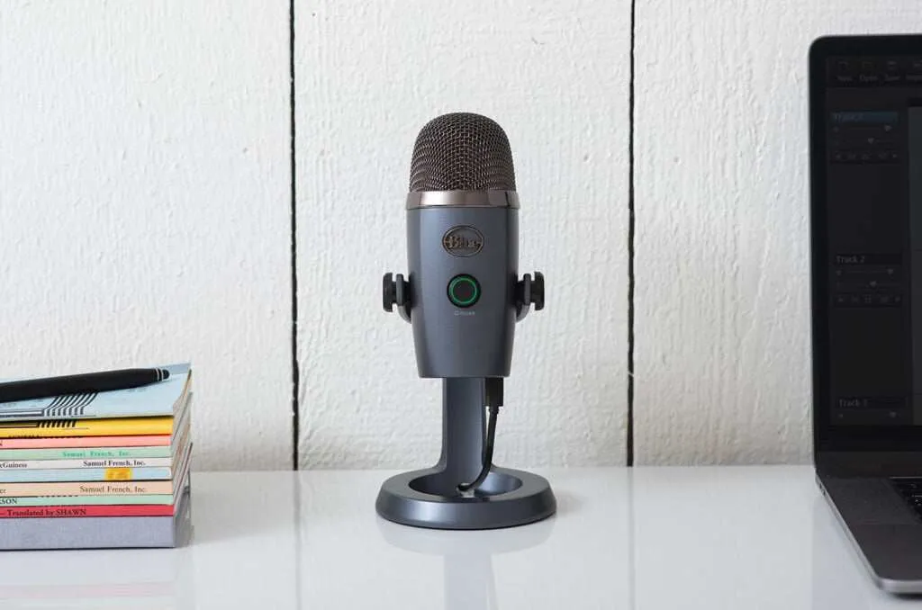 Najbolji mikrofon za strimovanje, igranje i podcasting 18 yetinano parallax2 desktop Sajber Sfera