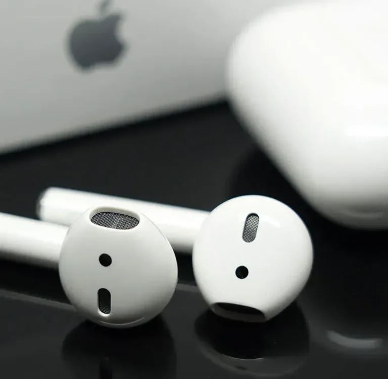 Apple AirPods Lite SE stižu!