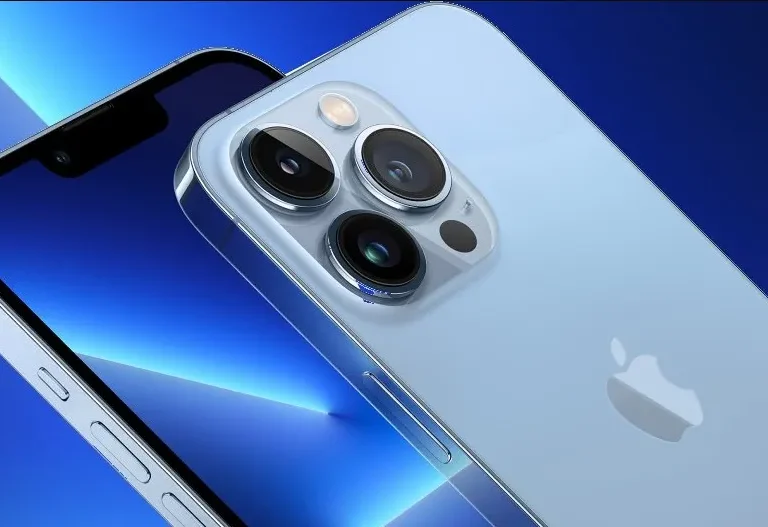 iPhone 15 Pro bi mogao da dobije 5x optički zum, ali to nije dovoljno…