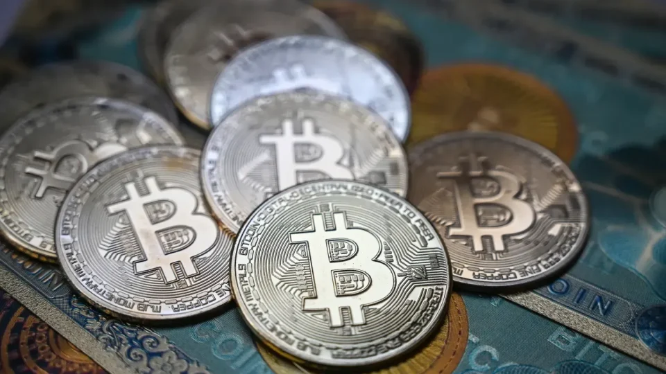 Investitori u Bitcoin imaju novi problem zbog kojeg treba da brinu 1 bitcoin-novcici