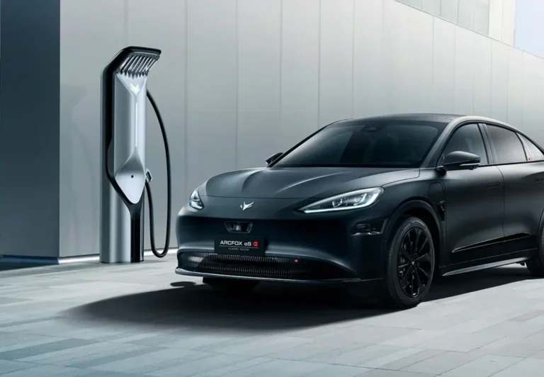 Prvi luksuzni Huawei na četiri točka