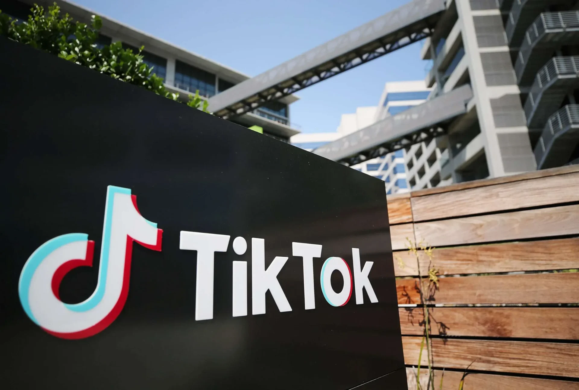 TikTok-Los-Andjeles-SAD TikTok kažnjem u Irskoj, 530 miliona evra
