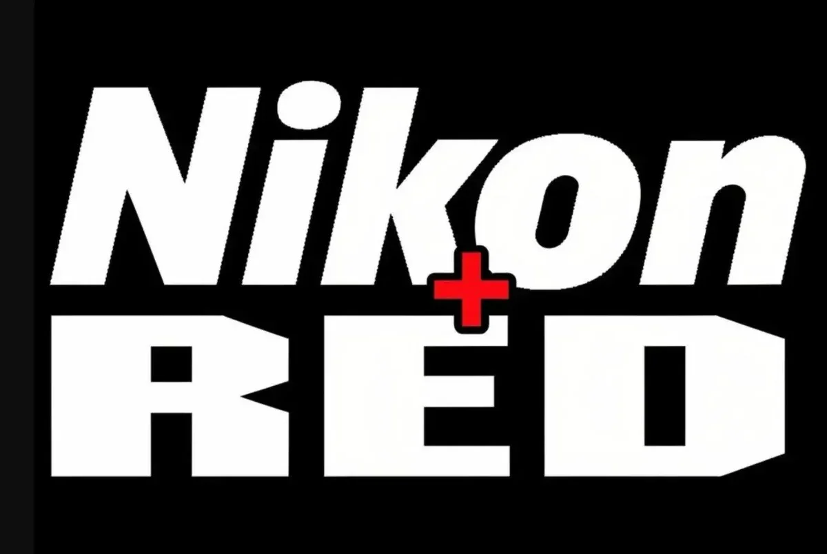 red i nikon Sajber Sfera