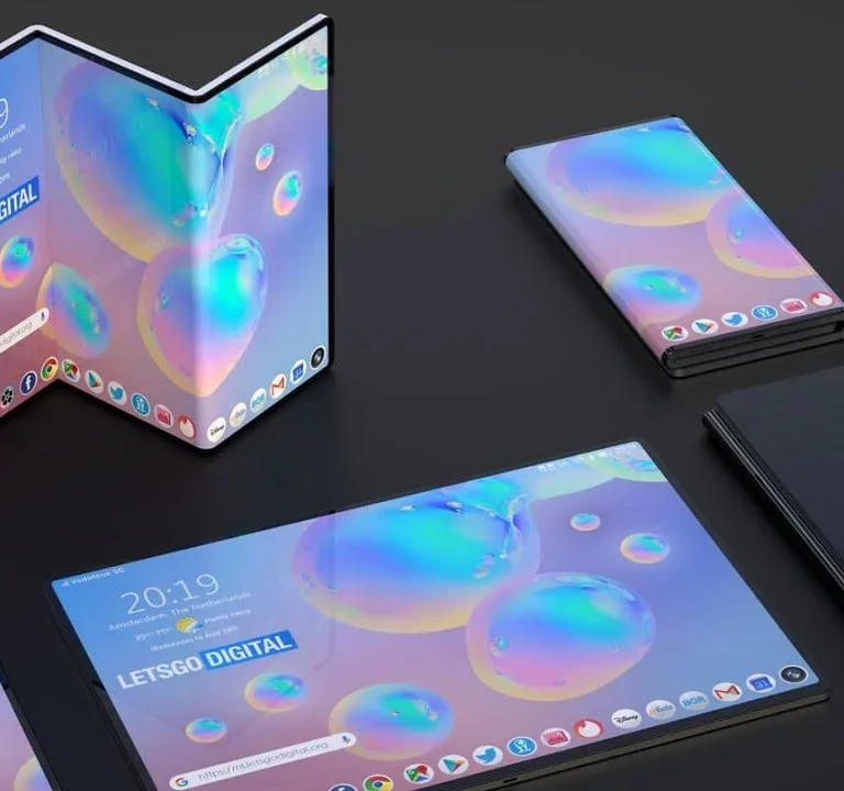 Samsung trifold telefon na tri preklopa stiže sledeće godine
