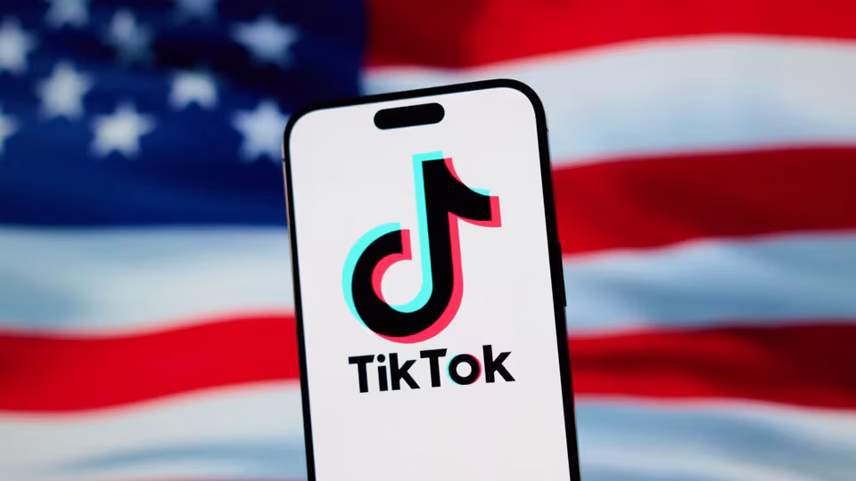 TikTok demantuje tvrdnje o mogućoj prodaji Elonu Masku 1 Tramp ponovo odložio prethodno zakazan ban TikToka u SAD, po treći put...