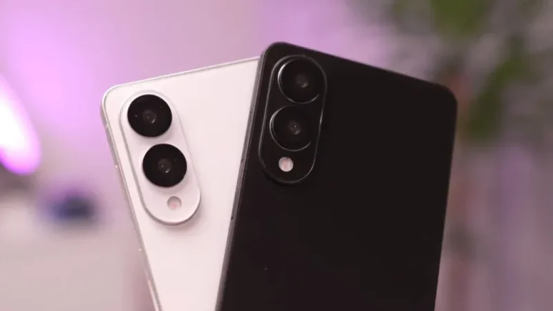 Samsung najavio novi Gorilla Glass - Galaxy S25 Edge dummy jedinice telefona prikazuju u video klipu dve boje telefona