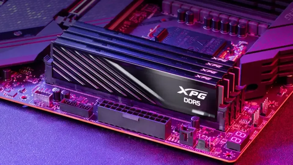 Dramatičan skok cena RAM memorije 1 Dramatičan skok cena RAM memorije: 64 GB DDR5 košta kao PlayStation 5 - Da li je AI krivac?