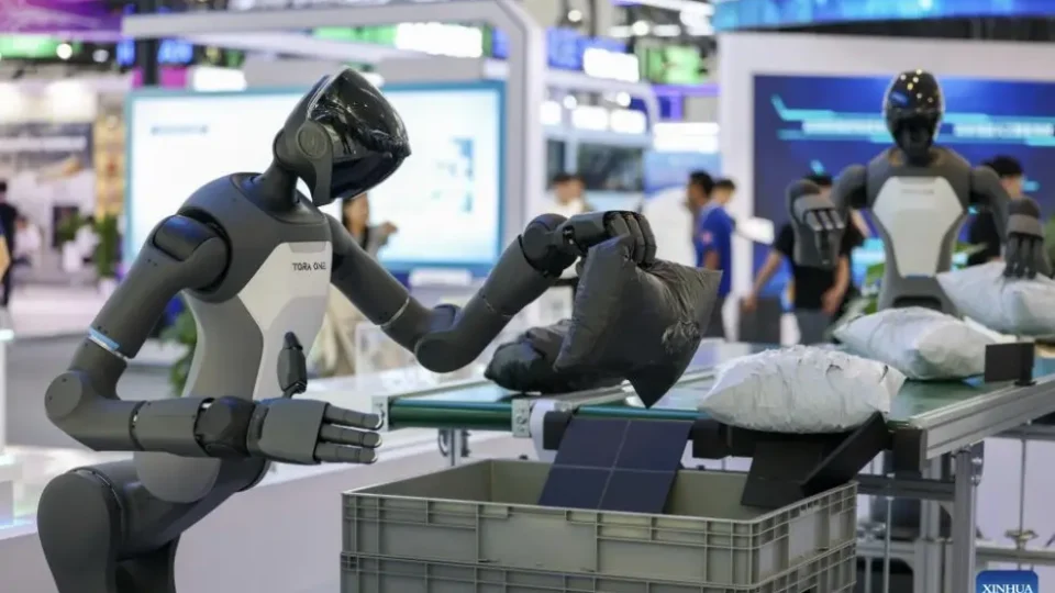 Roboti u Japanu menjaju ljude 1 Roboti u Japanu masovno menjaju ljude i njihove poslove
