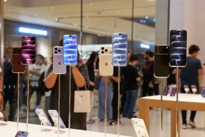 iPhone 18 Pro modeli izloženi u Apple prodavnici