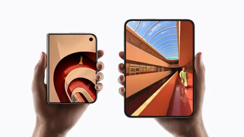 iPhone Duo otvoren sa ekranom od 7,6 inča i zatvoren sa ekranom od 5,4 inča