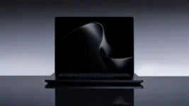 Otvoren Surface Laptop Ultra