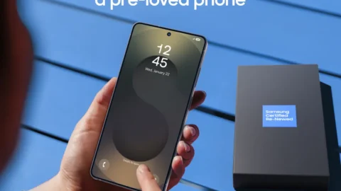 Samsung Certified Re-Newed Galaxy telefon i pakovanje