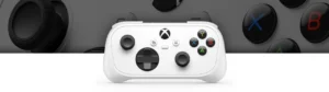 Xbox Nano Controller u zvaničnom prikazu sa narandžastom futrolom